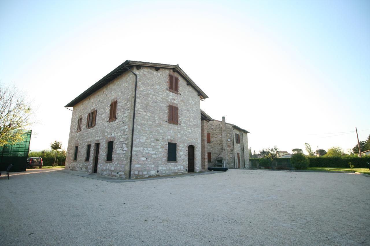 Agriturismo"Il Sagrato Di Assisi" Appartamenti,Camere Luaran gambar