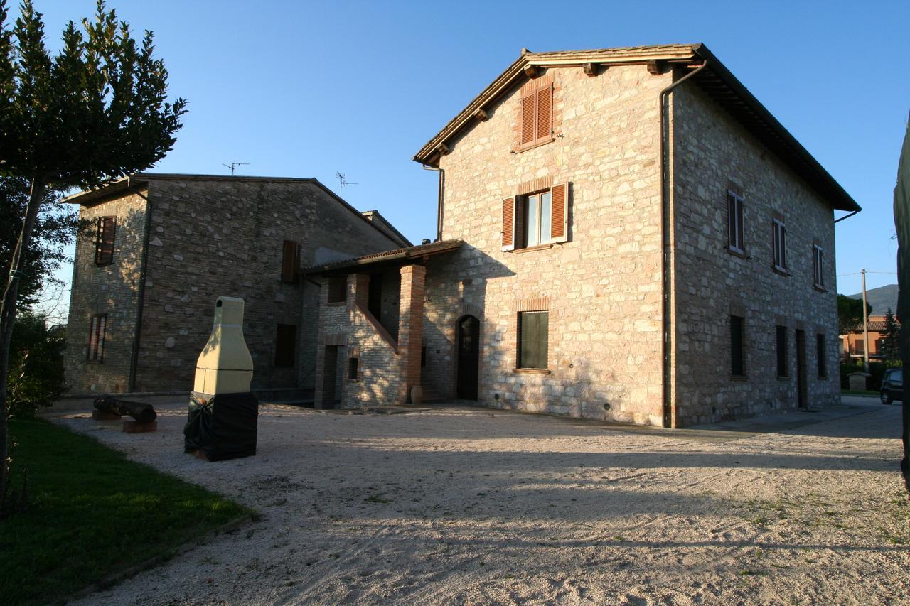 Agriturismo"Il Sagrato Di Assisi" Appartamenti,Camere Luaran gambar