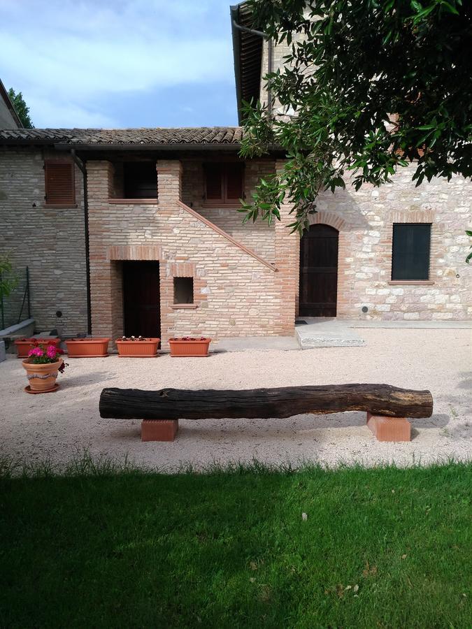 Agriturismo"Il Sagrato Di Assisi" Appartamenti,Camere Luaran gambar