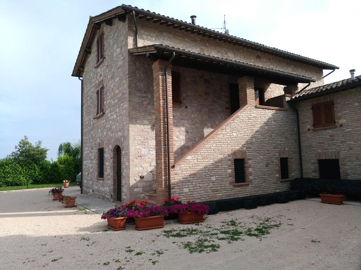 Agriturismo"Il Sagrato Di Assisi" Appartamenti,Camere Luaran gambar