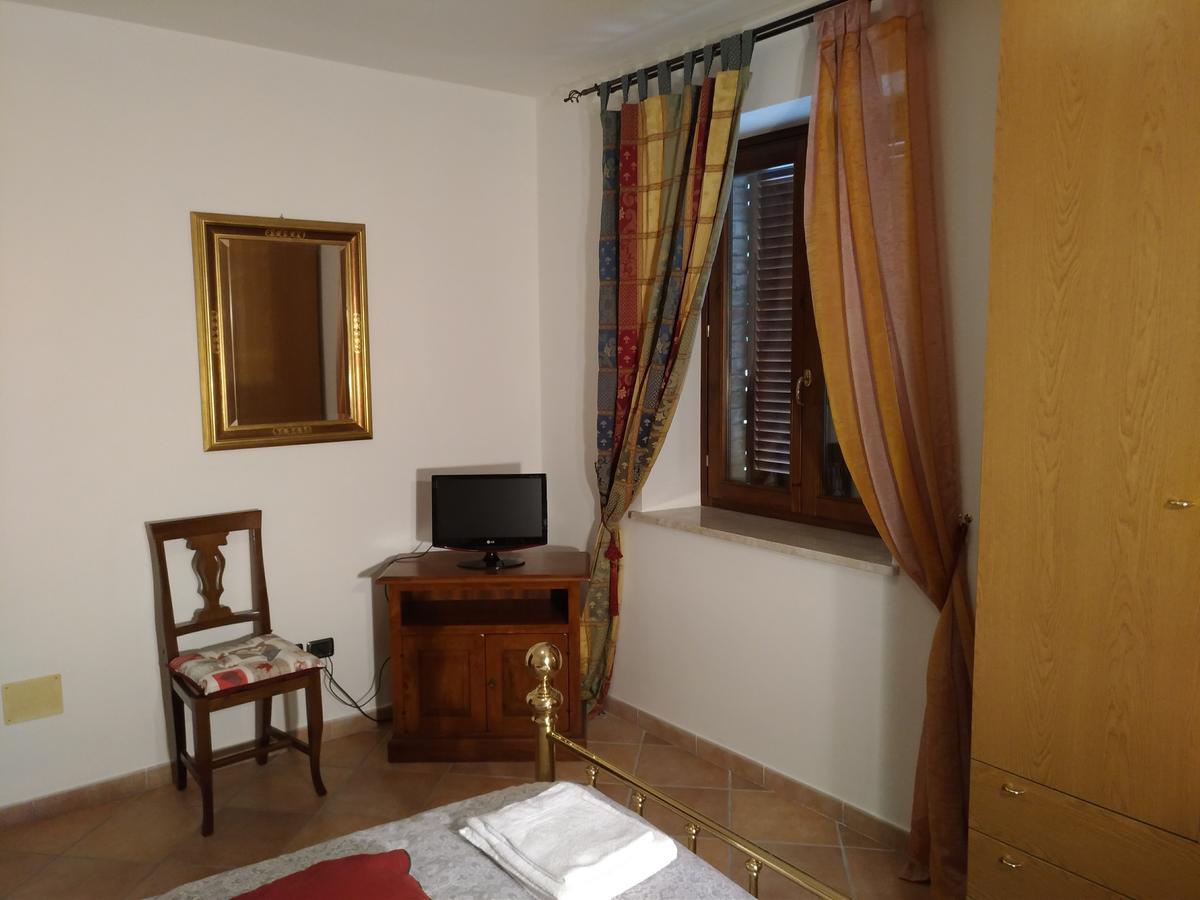 Agriturismo"Il Sagrato Di Assisi" Appartamenti,Camere Luaran gambar