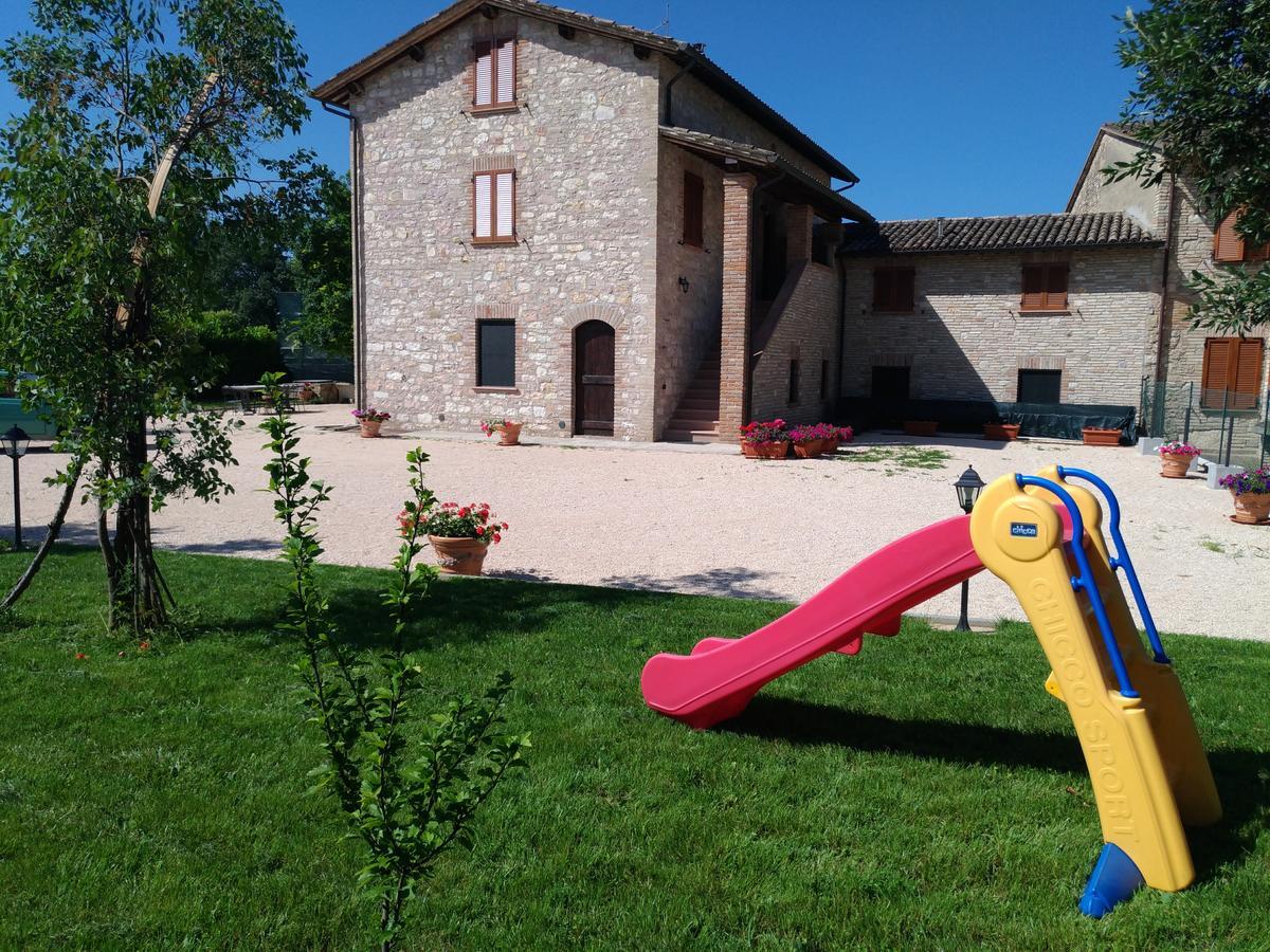 Agriturismo"Il Sagrato Di Assisi" Appartamenti,Camere Luaran gambar