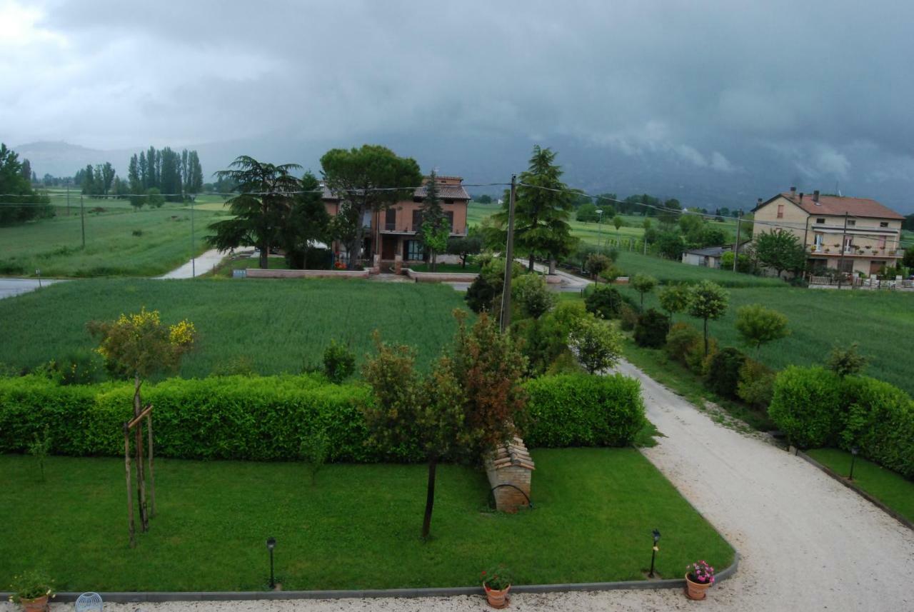 Agriturismo"Il Sagrato Di Assisi" Appartamenti,Camere Luaran gambar