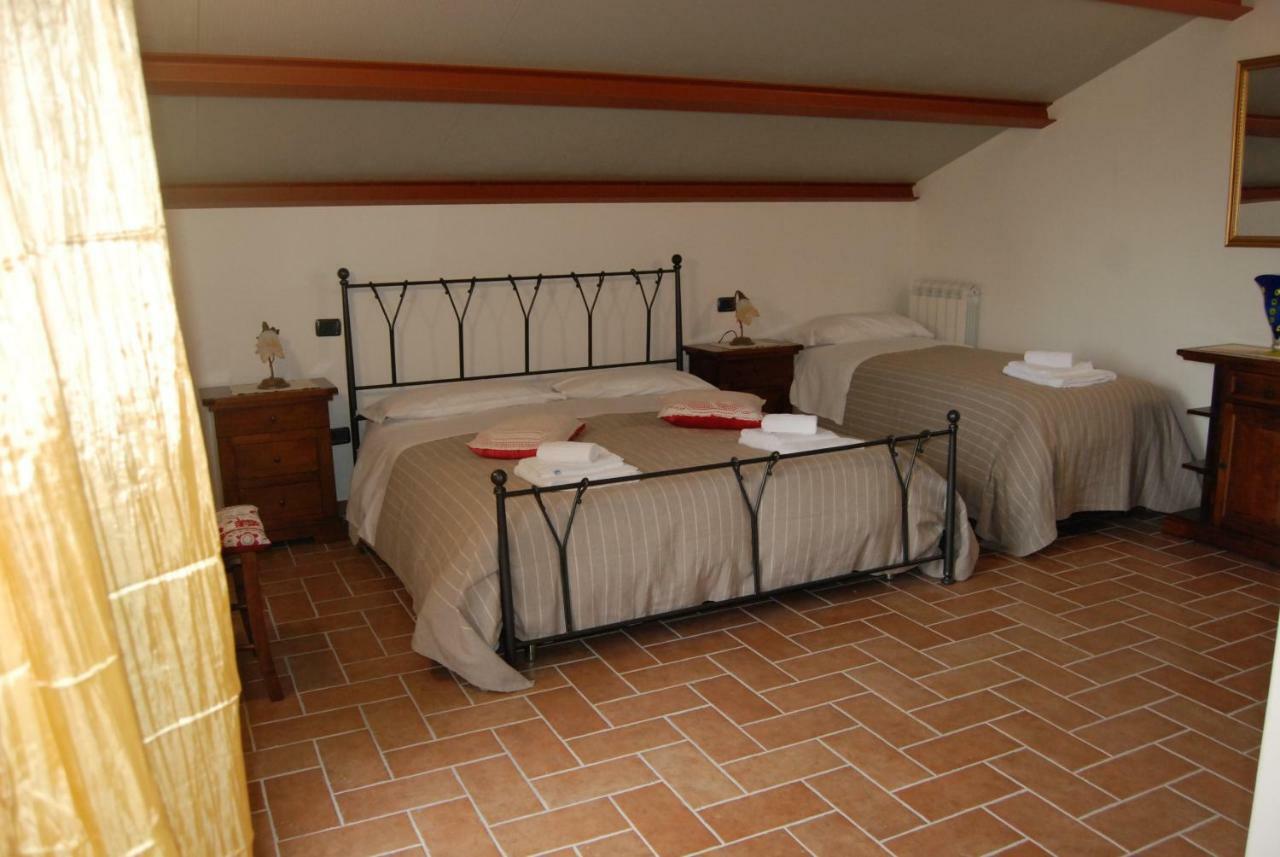 Agriturismo"Il Sagrato Di Assisi" Appartamenti,Camere Luaran gambar